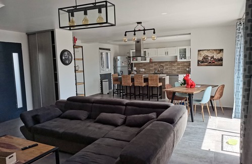 Puget-sur-Argens Casa | casa tiene capacidad para 5/6