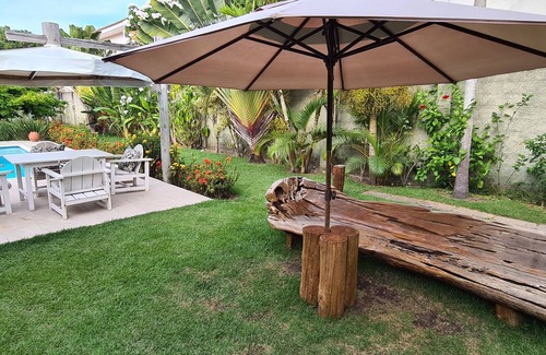 Taperapua Beach Casa | Detached house on a plot of 880m² with 4 bedrooms, swimming pool 400m from the beach.