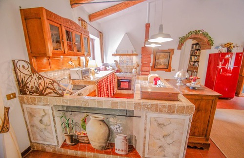 Collicello Casa | Detached house with private pool, ping pong/table football, soccer field