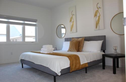 Innisfil Casa | Detached New Modern House In South Barrie - Built H plus ME Technology