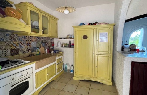 Eden Rock Casa | Detached vacation home with sea views and close to the beach in a large garden