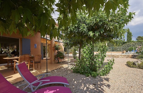 Nans-les-Pins Villa | Casa unifamiliar con un lavavajillas, en una zona verde