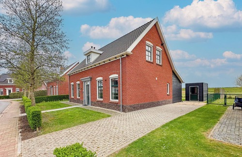 Colijnsplaat Casa | Detached villa with sauna and garden