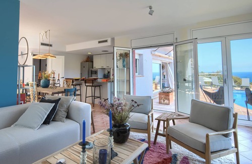 Sa Riera Villa | Alquiler Villa con piscina privada y espléndidas vistas al mar en Sa Riera,Begur