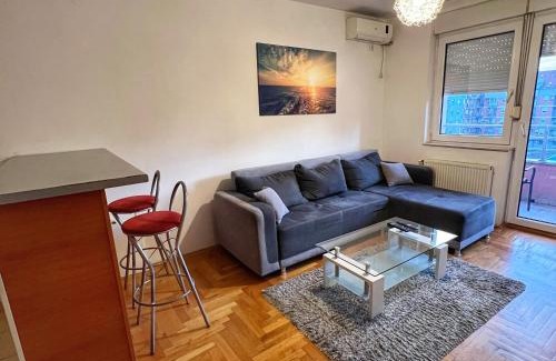 Bistrica Apartamento | Detelinara