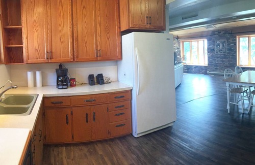 Detroit Lakes Casa | DETROIT LAKE HOME CON HERMOSAS VISTAS AL SOL!