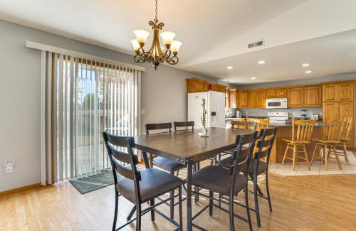 Detroit Lakes Casa | Detroit Lakes Home Walk to Marina!