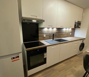 Lieusaint Apartamento | Deux pièces dans résidence calme