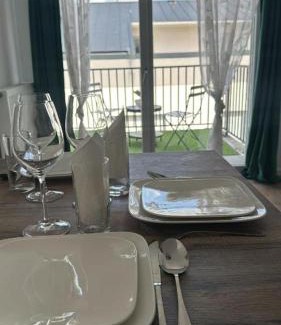 Lieusaint Apartamento | Deux pièces dans résidence calme
