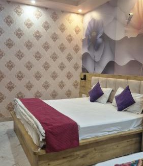 Vrindavan Casa | Devi Residency - Near Prem Mandir Bankey Bihari Vrindavan