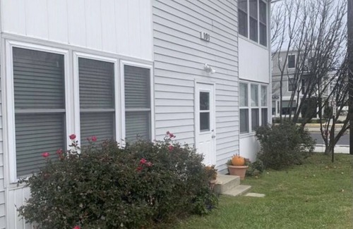 Dewey Beach Condominio | Dewey Beach Condo 2BR + Sleeper. Family friendly! Three min walk to the beach!