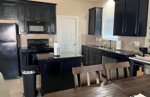 Fort Worth Apartamento | DFW - Room C - Una Habitación , Capacidad 1