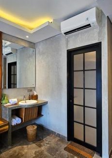 Pengosekan Casa | Dhanyasari House