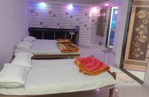 Rajpipla Casa | Dhruv home stay