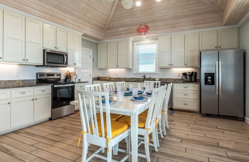 Dauphin Island Casa | DI Nest | private pool, great August rates. OceanFront