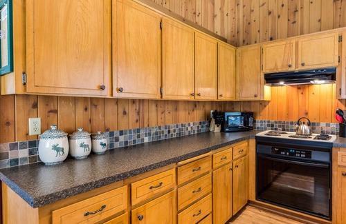 Mountain Village East Casa | 2 Master King Suite Retreat, Dog Loving, remodelación de la cocina nueva, jacuzzi - DIAM23