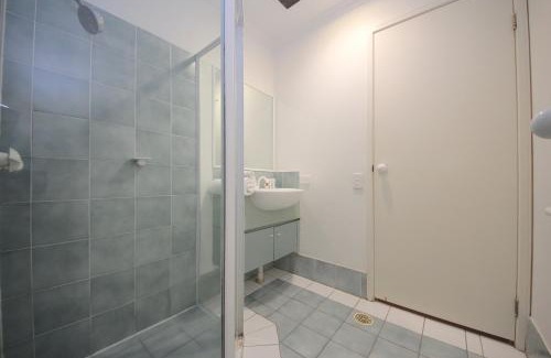 Mermaid Beach Apartamento | Diamond Beach Resort, Poolside Villa #40