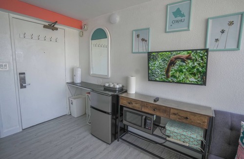 Waikiki Condominio | Diamond/Canal/mountain View Cozy condo in amazing Honolulu with AC, fitness room