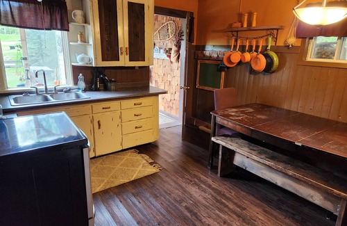 North Battleford Cabina | Diamond Hill Resort