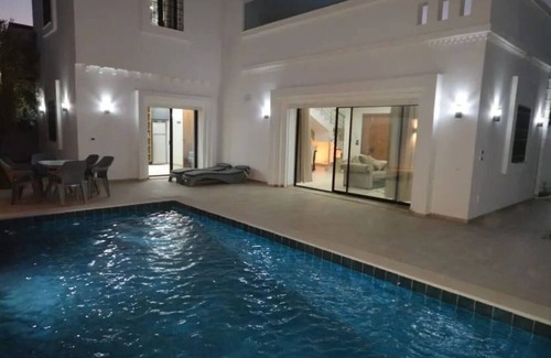 Aghir Villa | Diar Nader une Villa Haute Standing Centre Ville Midoune 5 Minutes Carrefour