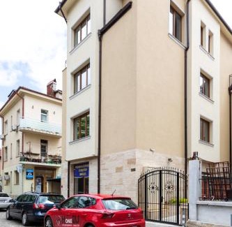 Sofia City Center Apartamento | Didi's Central Designer Apartments