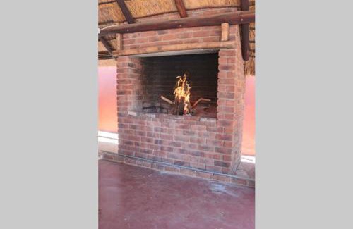 Bela-Bela Casa | Die Huis - Self Catering