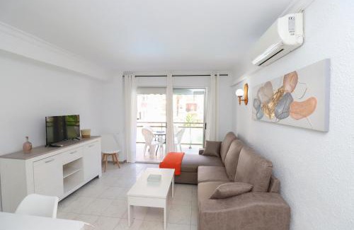 La Pineda Apartamento | DIFFERENTFLATS Dms