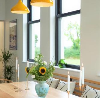 Scramoge Casa | Dillon School House - Luxury in the countryside