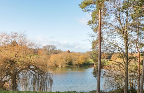 Ilminster Cabaña | DILLY DALLY, pet friendly, with open fire in Ilminster