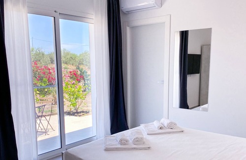 Noto Cama Y Desayuno | Dimora Calauriia - Adults Only