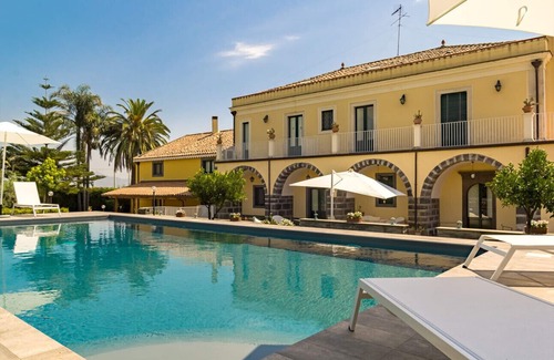 Archi Villa | Dimora Cariga - Hogar y piscina