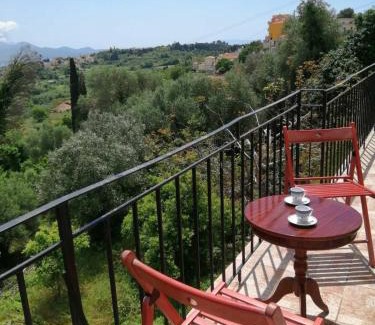 Agia Thekli Casa | Dina's House