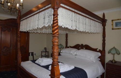 Amlwch Hotel | Dinorben Arms Hotel