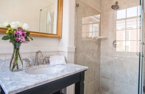 Venable Cama Y Desayuno | Dinsmore Boutique Inn