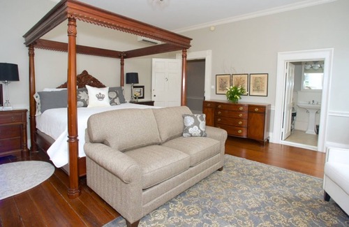 Venable Cama Y Desayuno | Dinsmore Boutique Inn