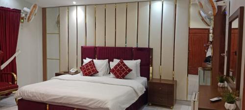 D.H.A. Hotel | Diplomat Fort Boutique Hotel