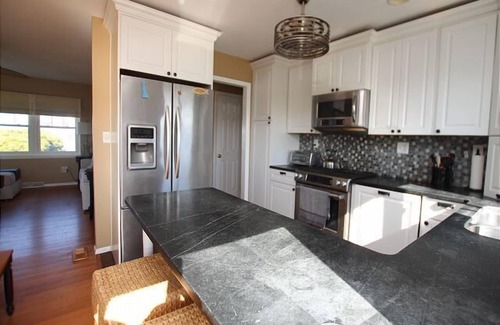 Slaughter Beach Casa | Direct Bay Front pet friendly home located in the quiet location of Slaughter Beach!