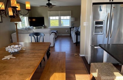 Slaughter Beach Casa | Direct Bay Front pet friendly home located in the quiet location of Slaughter Beach!