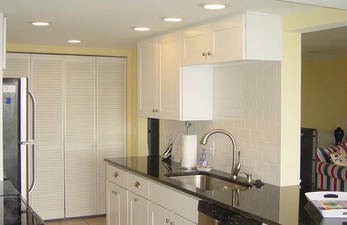 Saint Helena Island Condominio | Frente a la playa. Totalmente actualizado John Fripp Villa 101
