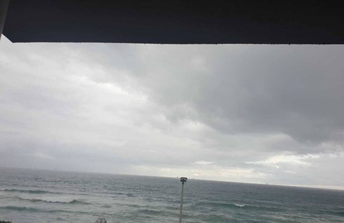 Umdloti Apartamento | direct beach front