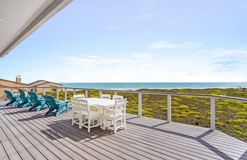 Port Aransas Casa | Direct Gulf Views, Shared Pool, Pet Friendly, Golf Cart Included, Boardwalk