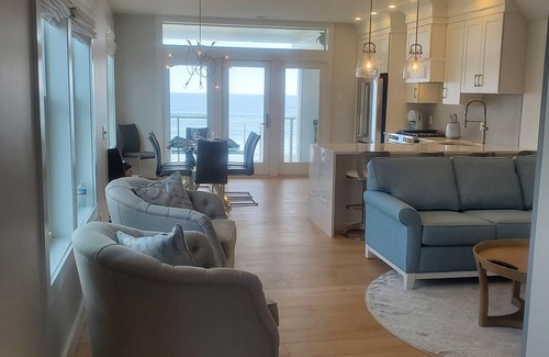 Salisbury Casa | Direct Ocean Front Salisbury Beach Whole House Duplex 2 units side by side. New