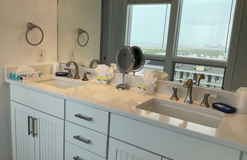 Wildwood Crest Complejo | DIRECT Oceanfront Penthouse