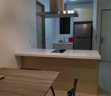 Bayan Lepas Apartamento | Direct QBM & IKEA *Highfloor Sunrise Seaview Condo