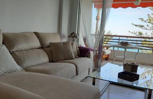 L'Albufereta Condominio | Hermosas vistas al Mediterráneo desde cómodo piso con WI FI