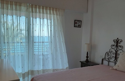 L'Albufereta Condominio | Hermosas vistas al Mediterráneo desde cómodo piso con WI FI