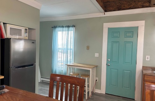 Morgan Point Cabaña | Direct waterfront cottage on private sandy beach