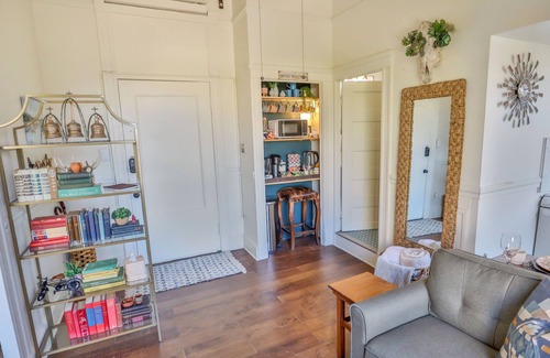 Main - Military Plaza Apartamento | Directly on Riverwalk/King