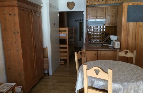 La Salle-les-Alpes Apartamento | Directamente en las pistas de SERRE CHEVALIER 1400, estudio muy cómodo.