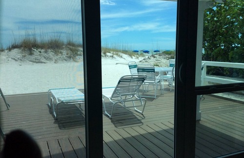Madeira Beach Casa | Directamente en la playa! Madeira Beach, Casa Privada, Lg. Cubierta